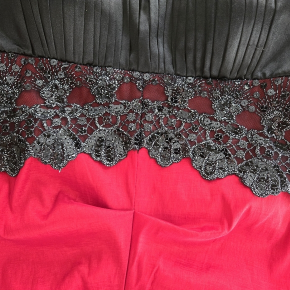 ⚫️LE CHATEAU dress - Picture 9 of 16